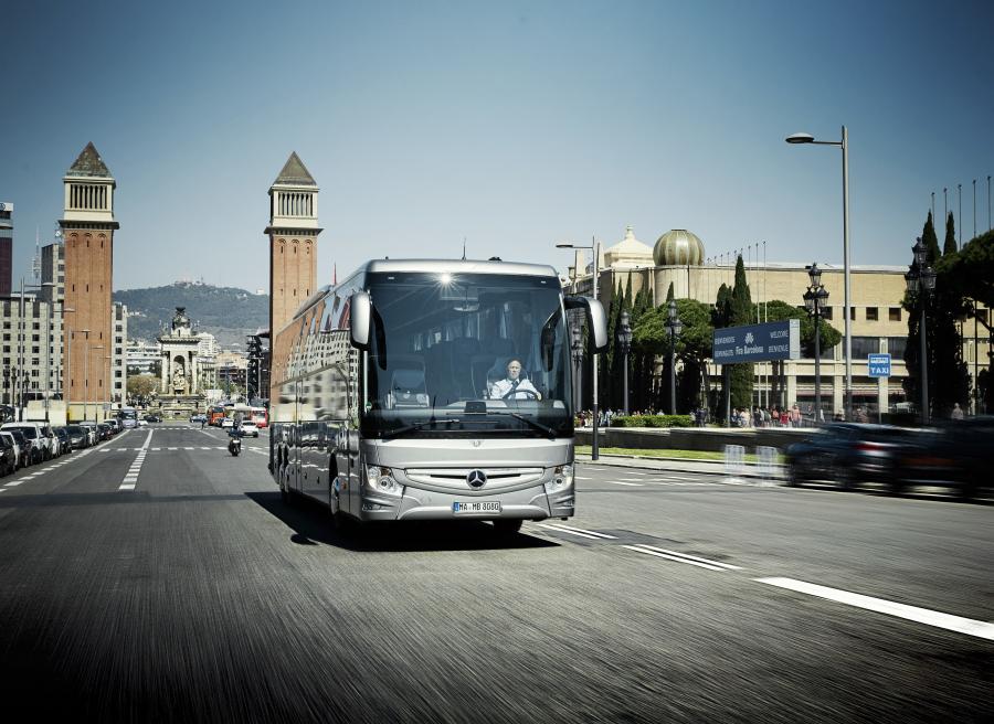  Mercedes-Benz Tourismo L RHD 2017 года  (фото 3 из 12)
